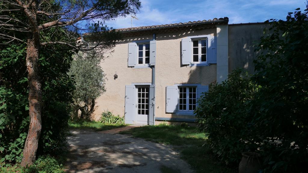 Вилла La Maison D'En Face Сент-Аффрик-ле-Монтань Номер фото